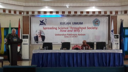 Kuliah-umum-Prof.-Albert-02